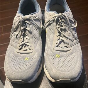 New Balance Men's Gray Athletic Shoes with Yellow Accents
